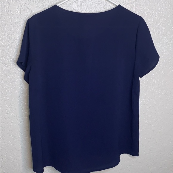 BNWOT Taylor & Ellie navy blue sheer top - Picture 4 of 4